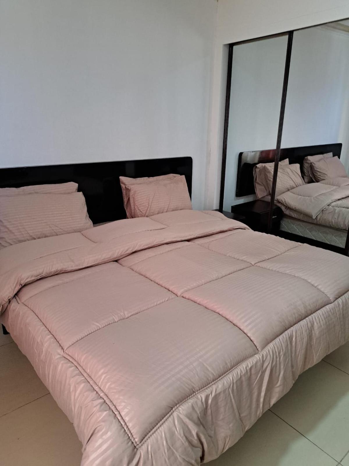Omaima Hotel Apartments Амман Экстерьер фото
