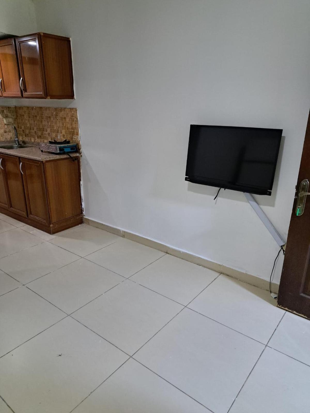 Omaima Hotel Apartments Амман Экстерьер фото