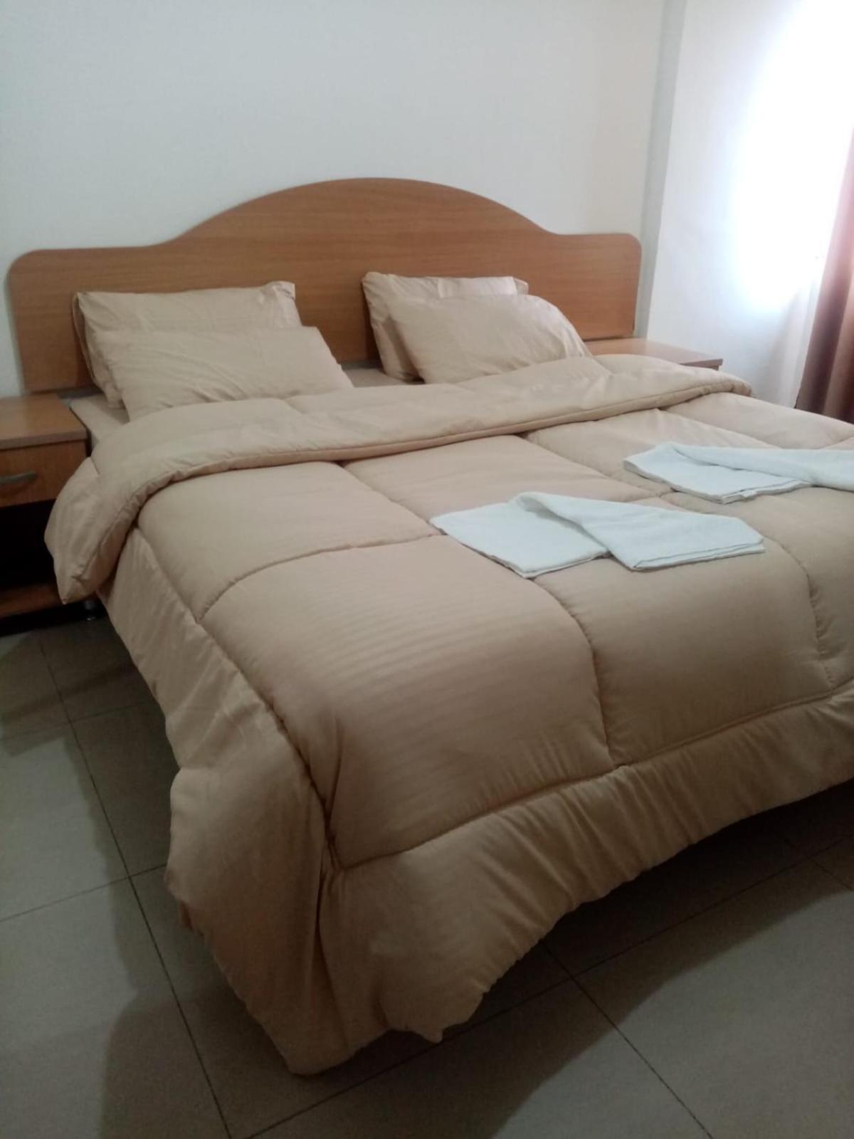 Omaima Hotel Apartments Амман Экстерьер фото